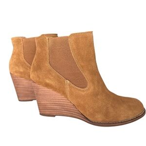LUCKY BRAND Suede Tan Wedge Ankle Boots